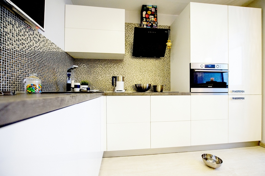 Белый кухонный гарнитур-Кухня МДФ в эмали «Модель 409»-фото3