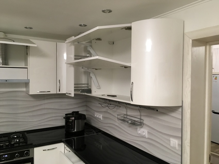 Белый кухонный гарнитур-Кухня МДФ в эмали «Модель 472»-фото8