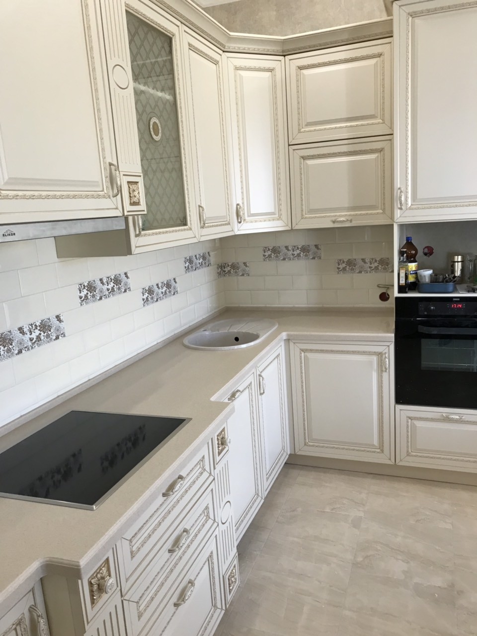 Белый кухонный гарнитур-Кухня МДФ в ПВХ «Модель 535»-фото2