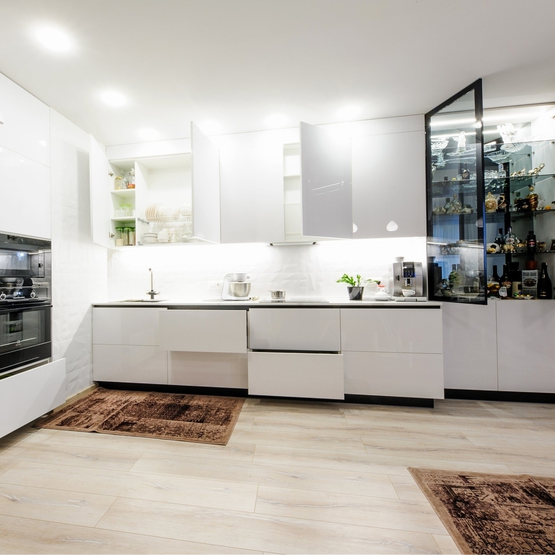 Белый кухонный гарнитур-Кухня МДФ в эмали «Модель 606»-фото4